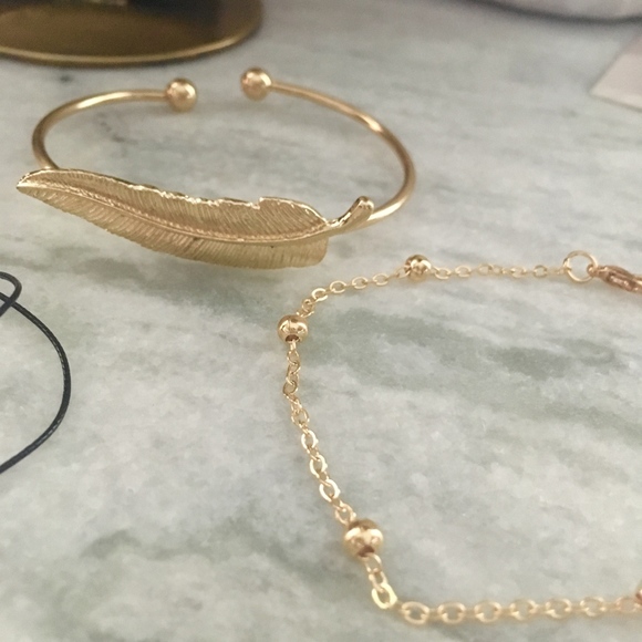 3-Piece Feather and Flower Gold Toned Bracelet Set - Picture 5 of 6